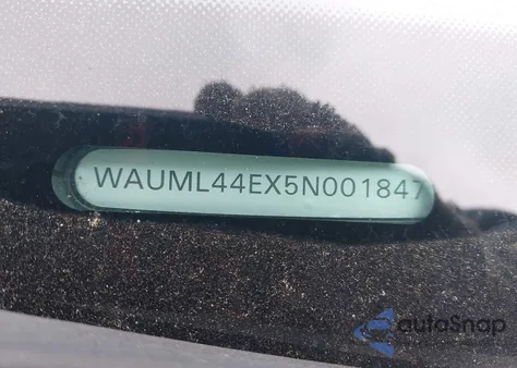 2005 Audi A8 L 4.2 z USA, uszkodzony, nr VIN WAUML44EX5N001847